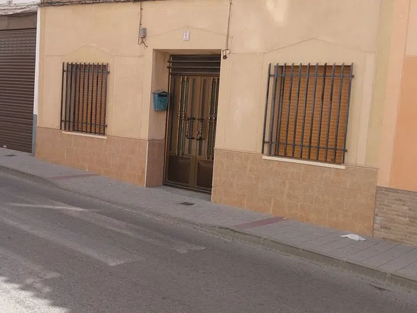 Chalet adosado en Calle Montejano, 8 - Foto 2