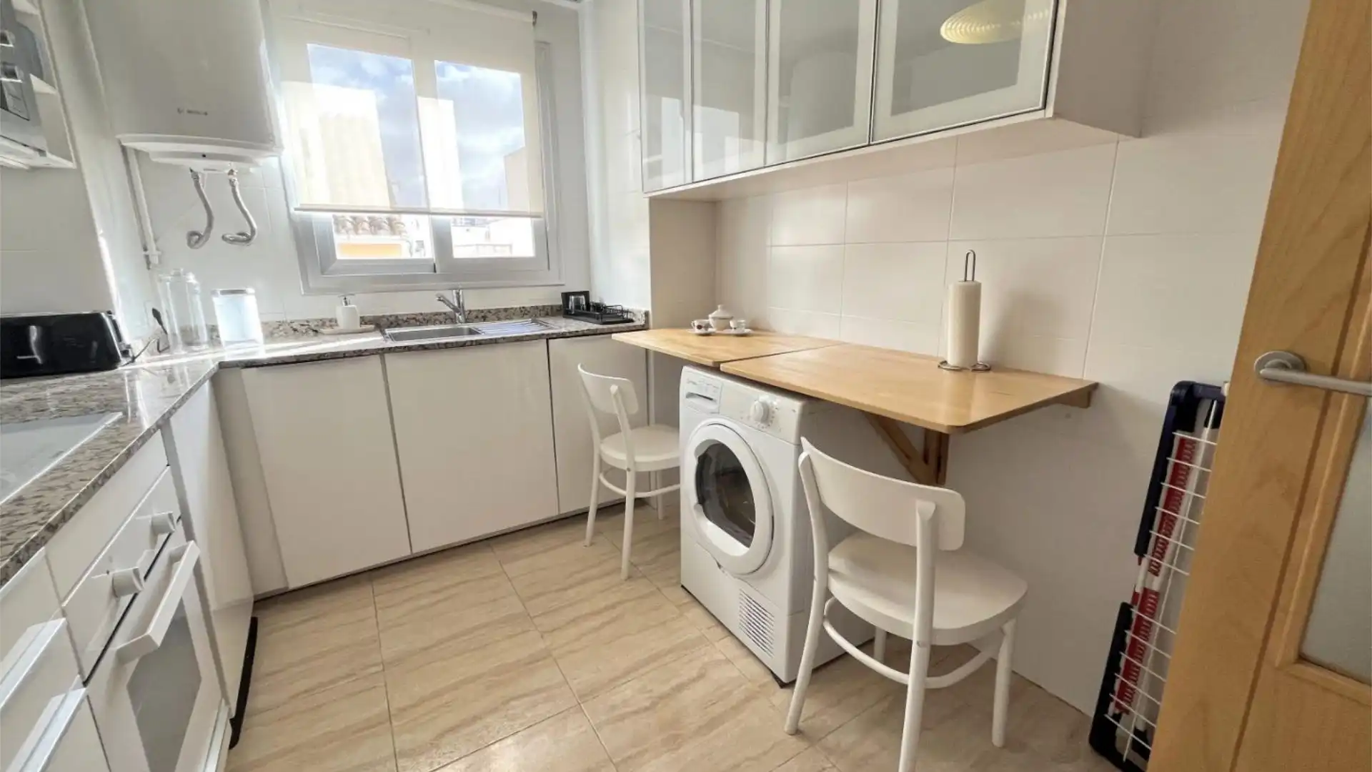 Piso en  Carrer del Pare Guillem Vives 4 - Foto 13