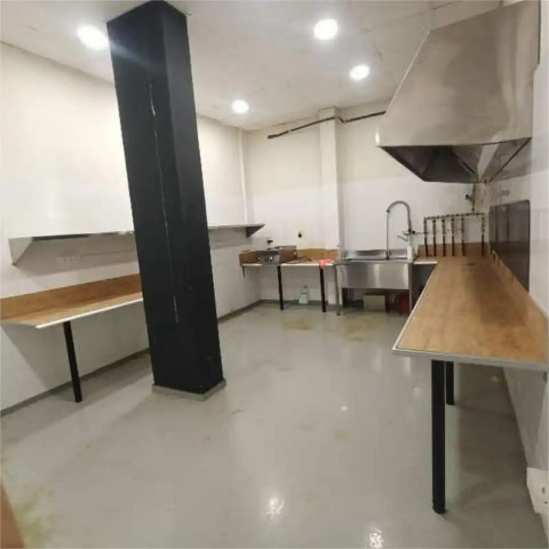 Local comercial en Las Rosas - Foto 6