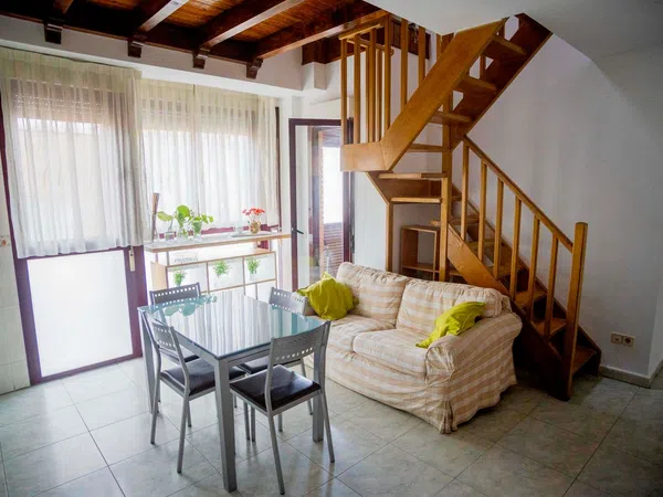 Dúplex en Barrio Valdeacederas