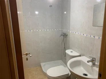 Piso en  Avenida Pintor Antonio López 28 - Foto 2