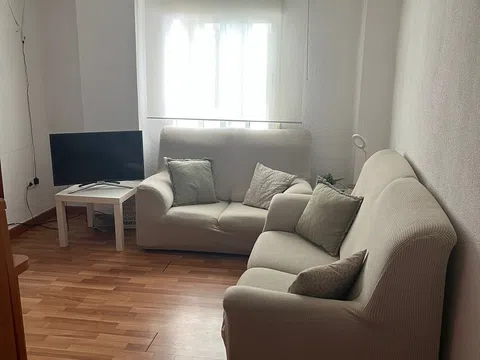 Piso en calle Antonio Maura, 61