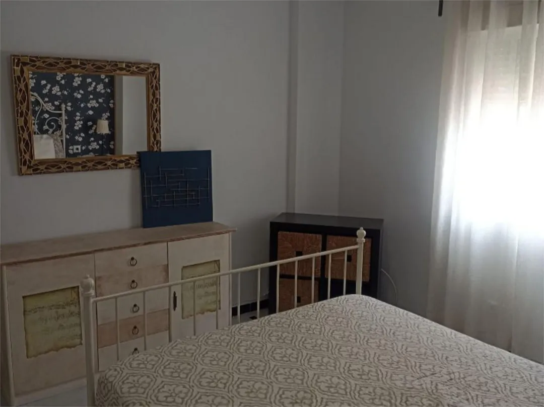 Piso en  Calle Martínez de la Rosa 94 - Foto 3