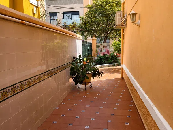 Casa o chalet independiente en Calle de Gabriel i Galán, 11 - Foto 4