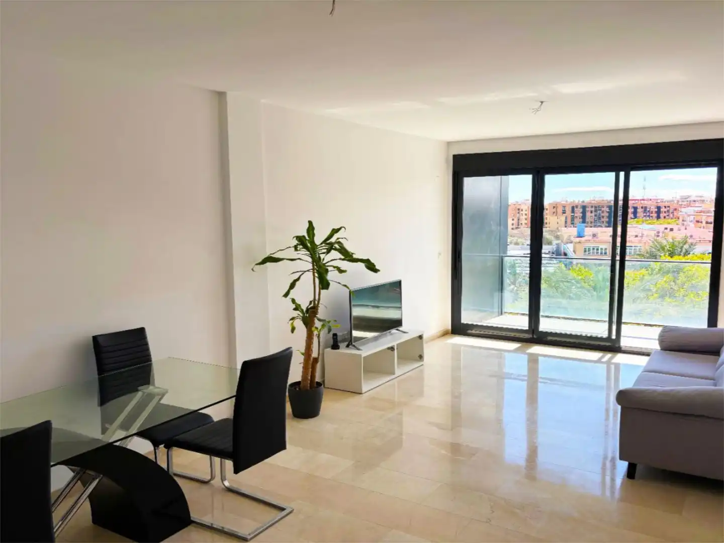 Piso en  Calle Granja de Rocamora 4 - Foto 10