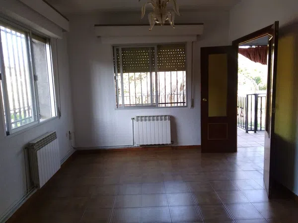Casa de pueblo en Avenida Río Bullaque s/n - Foto 4