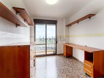 Piso en  Carrer de Carmen Estellés 10 - Foto 18