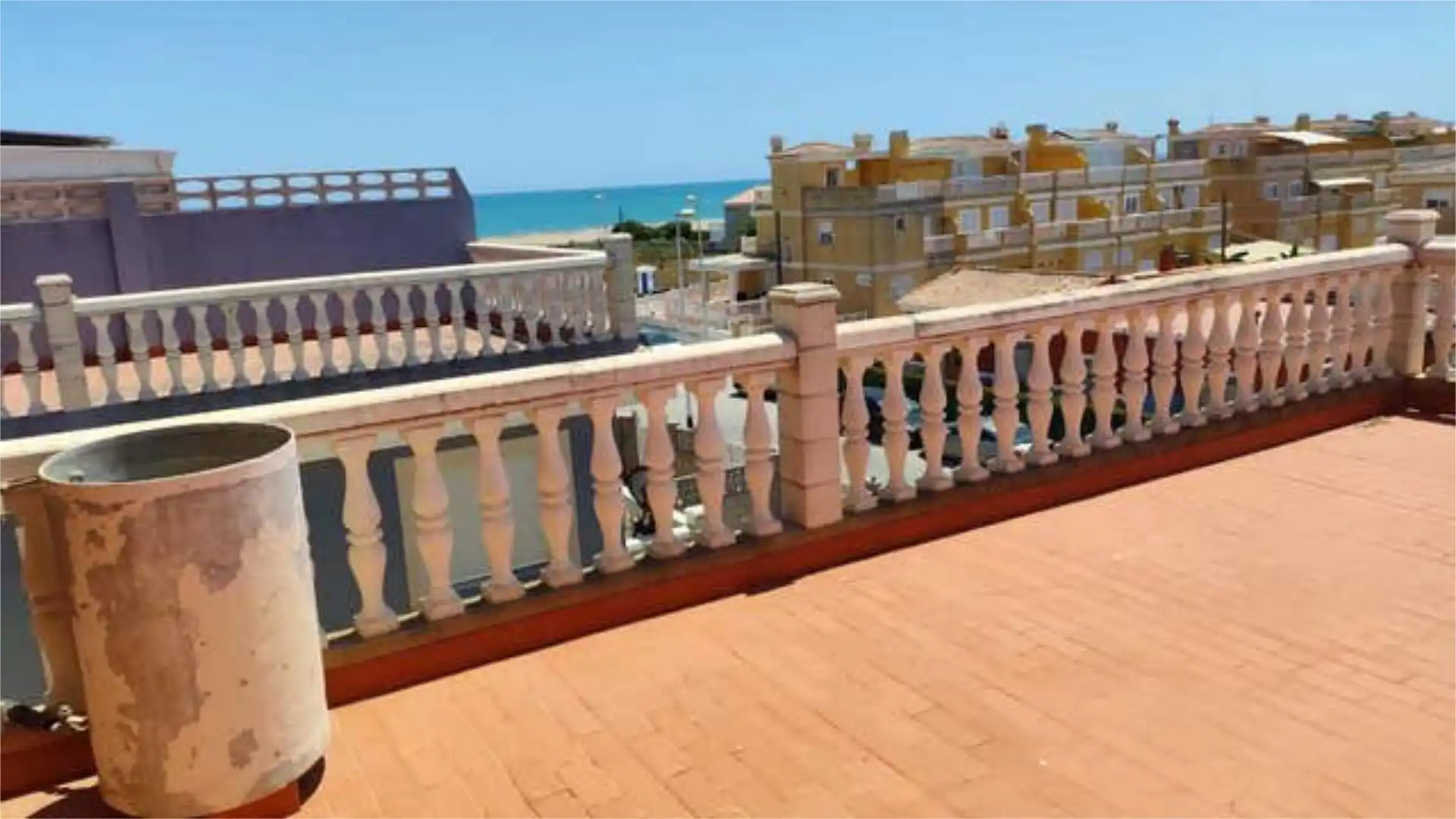 Casa adosada en PLAYA DEL MARENYET - Foto 4