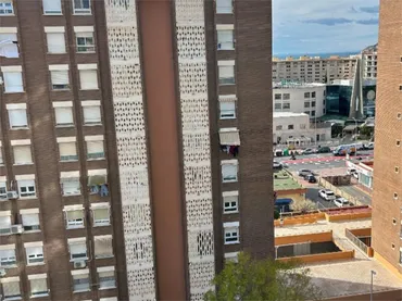 Piso en  Avenida de Portugal 1 - Foto 8