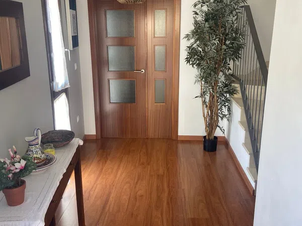 Chalet adosado en Calle Duende, 8 - Foto 1