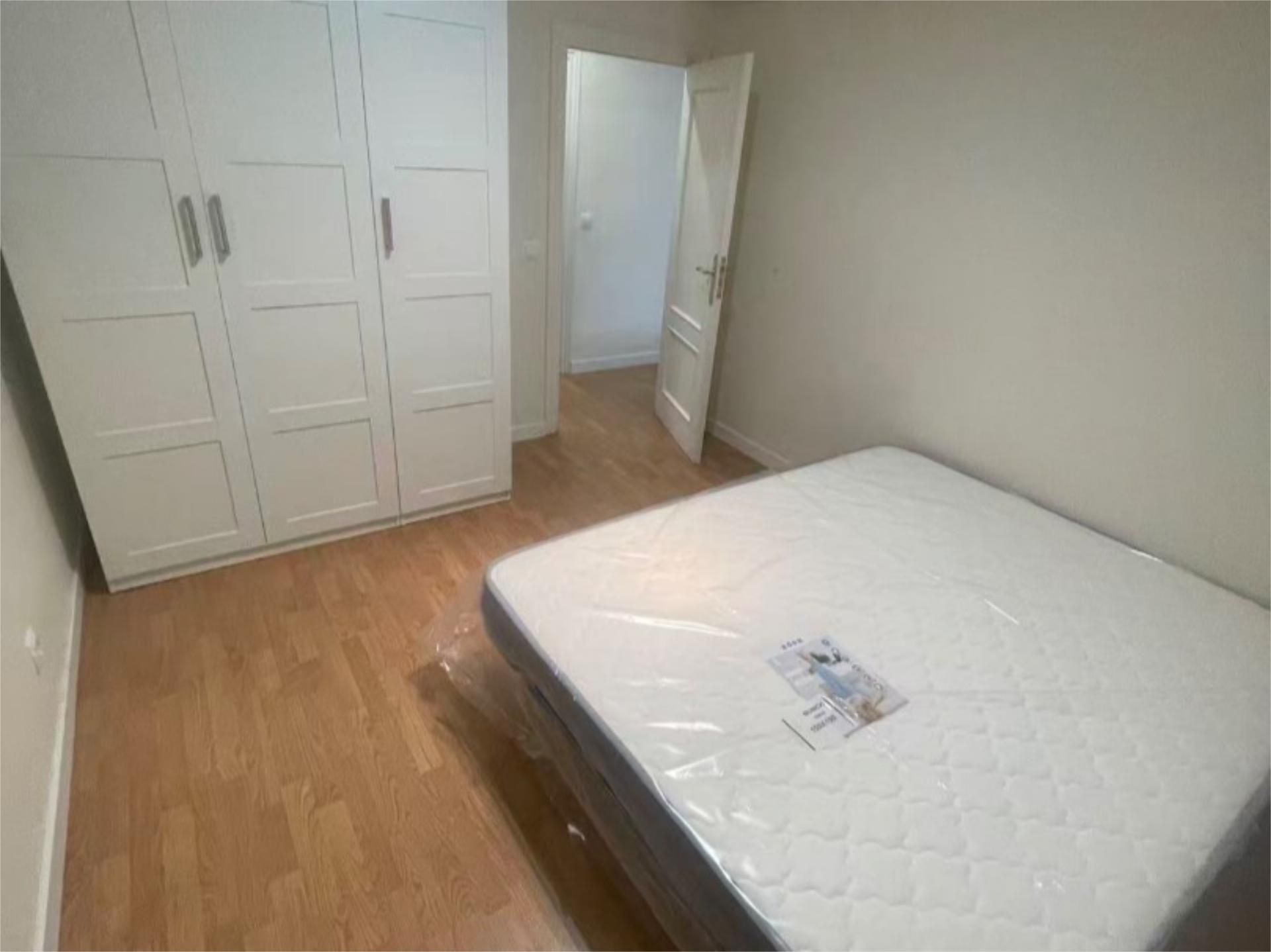 Piso en  Calle de La Bañeza 25