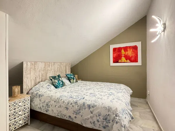 Chalet adosado en calle Remedios, 3