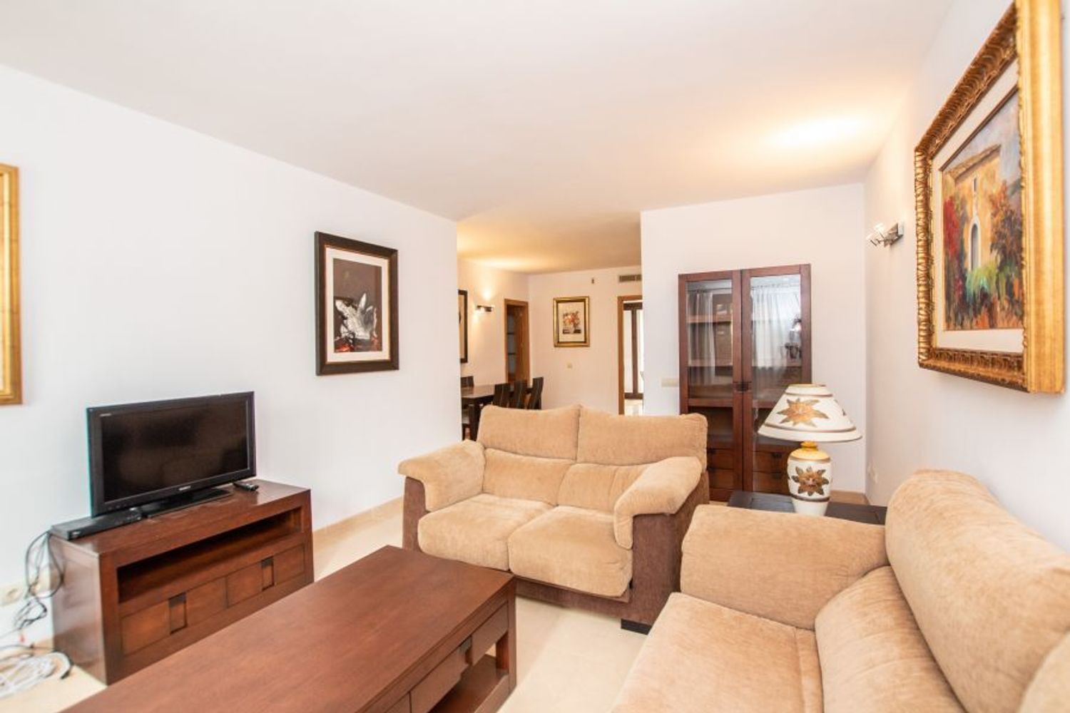 Chalet adosado en Calle Francisca Arnau Rigo, 9 Bajos - Foto 2