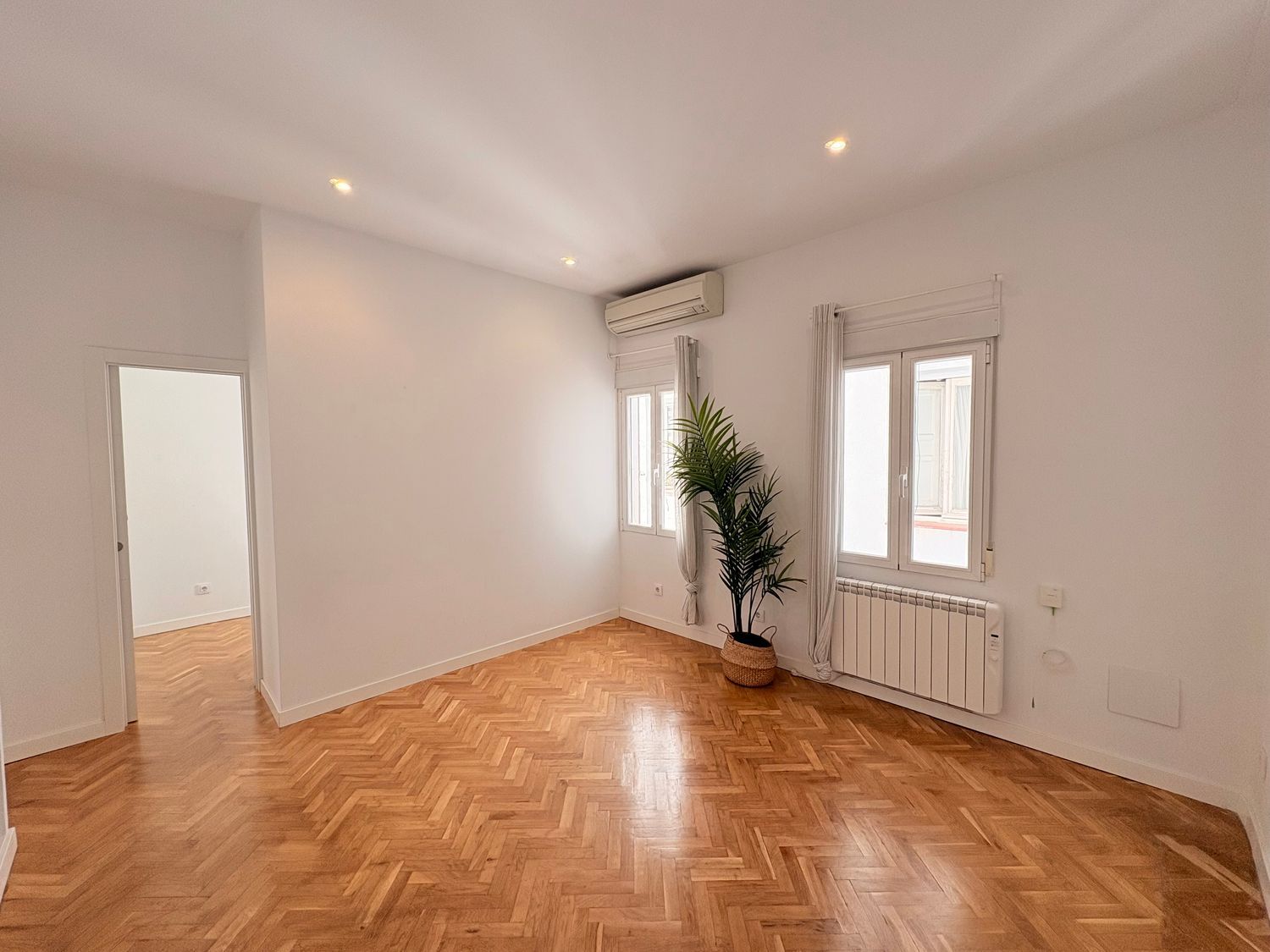 Piso en calle del Príncipe de Vergara, 56 - Foto 1