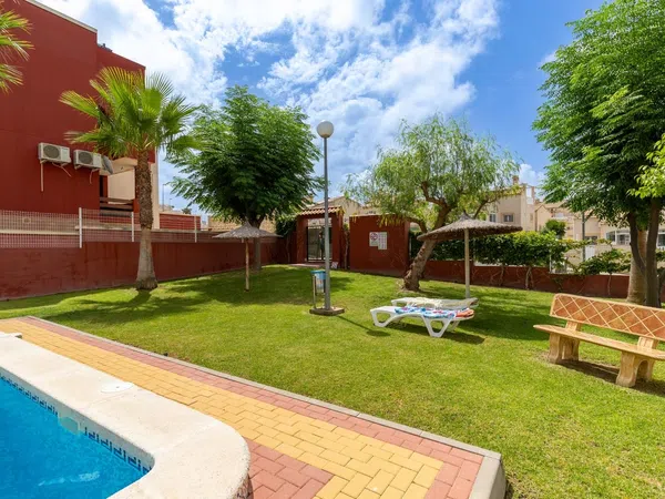 Chalet adosado en Calle Lago Bañolas, 642 - Foto 13