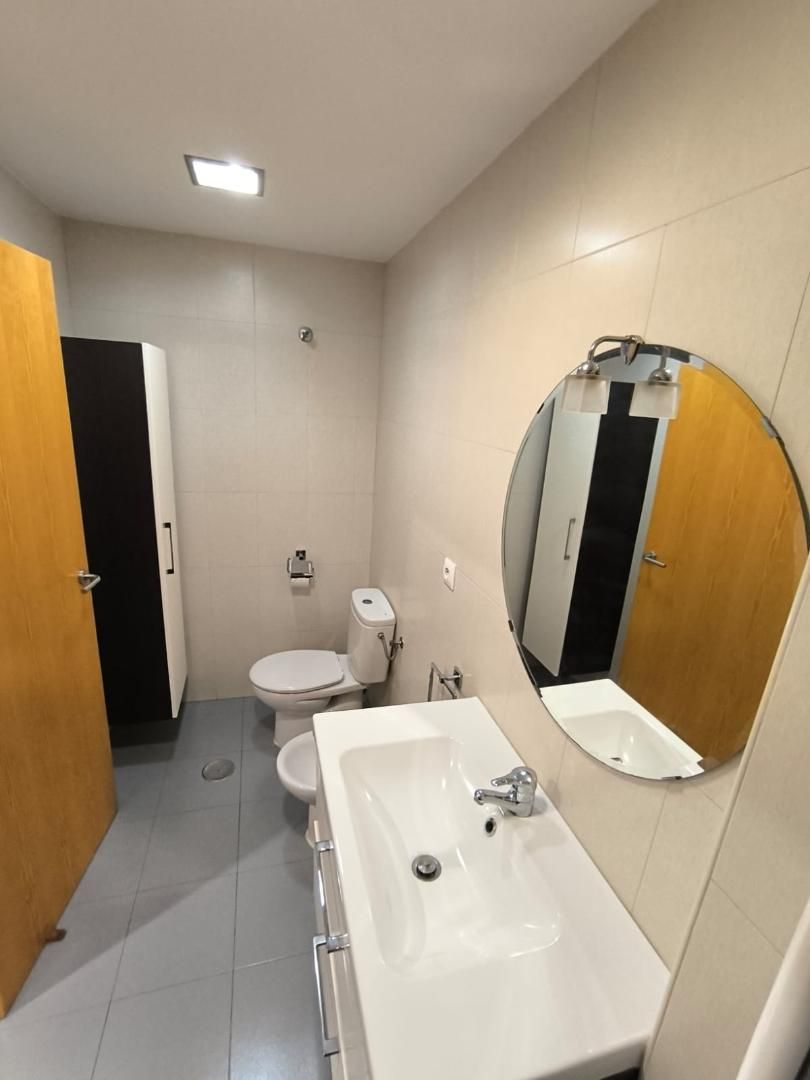 Piso en  Calle Ilusión 6 - Foto 8