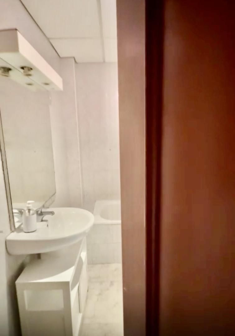 Piso en  Plaça Navacerrada 6 - Foto 3