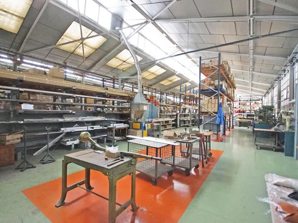 Nave en Calle Arquímedes - Foto 30