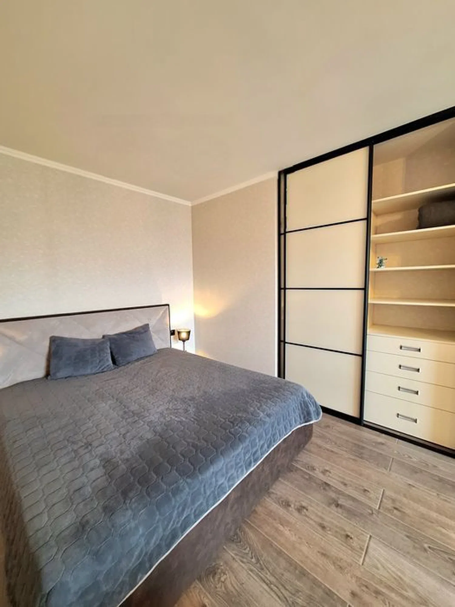 Piso en calle de Francesc Cubells, 53 - Foto 2