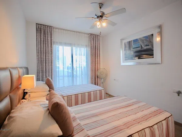 Piso en Manuel de Falla, 402, Puerto de la Duquesa, Puerto de la Duquesa - Foto 4