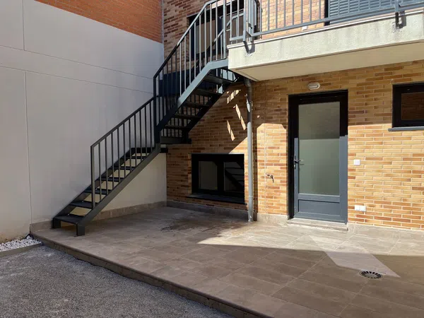 Piso en calle de Bellver, 10