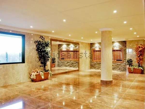 Piso en avenida Isabel de Valois, 28