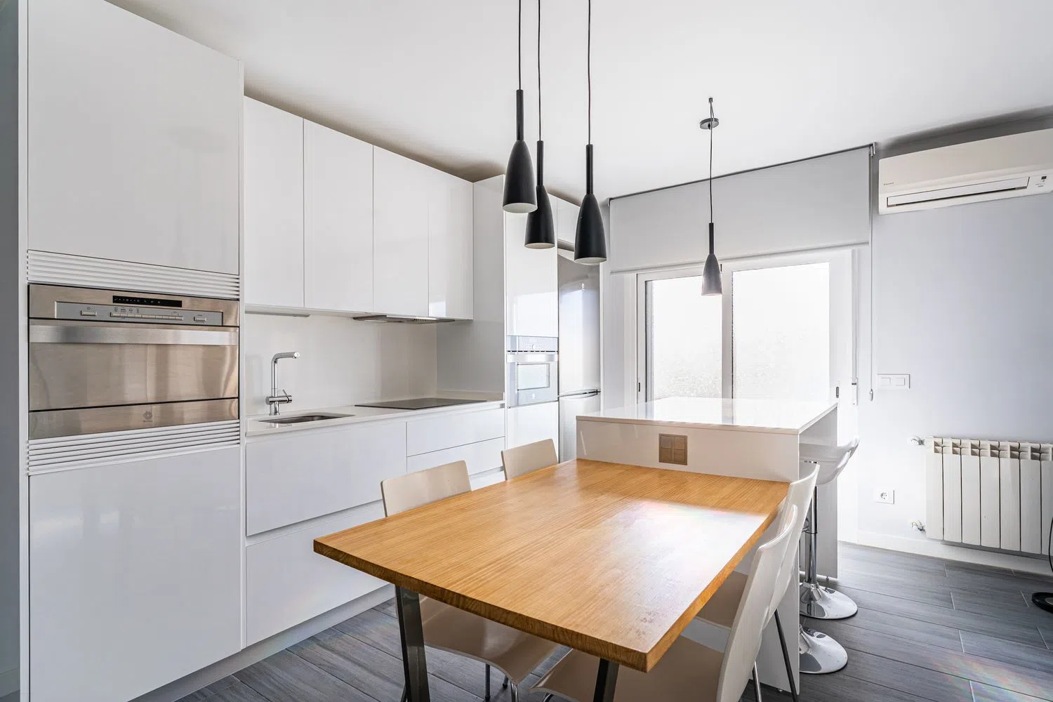 Piso en Barrio Pinar del Rey - Foto 1