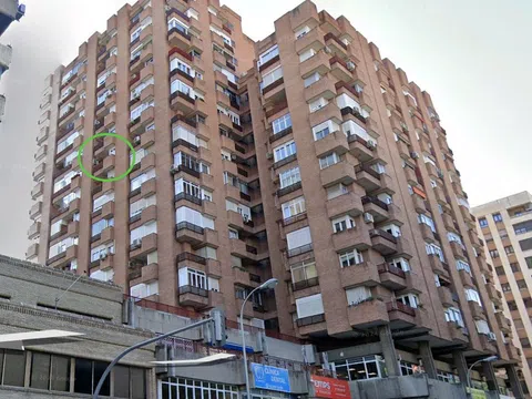Piso en calle de Orense, 18