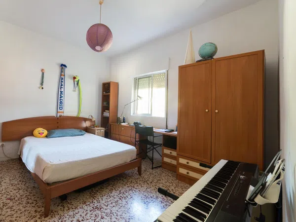 Casa o chalet independiente en Hu-3105, 8 Km - Foto 17
