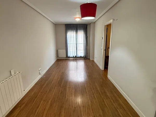 Piso en Calle Eugenio Serrano, 11, La Alhóndiga, La Alhóndiga - Foto 2