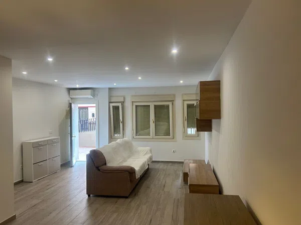 Piso en calle Serranillos, 23