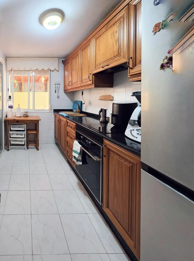 Dúplex en  Avenida Juan Carlos I 10 - Foto 9