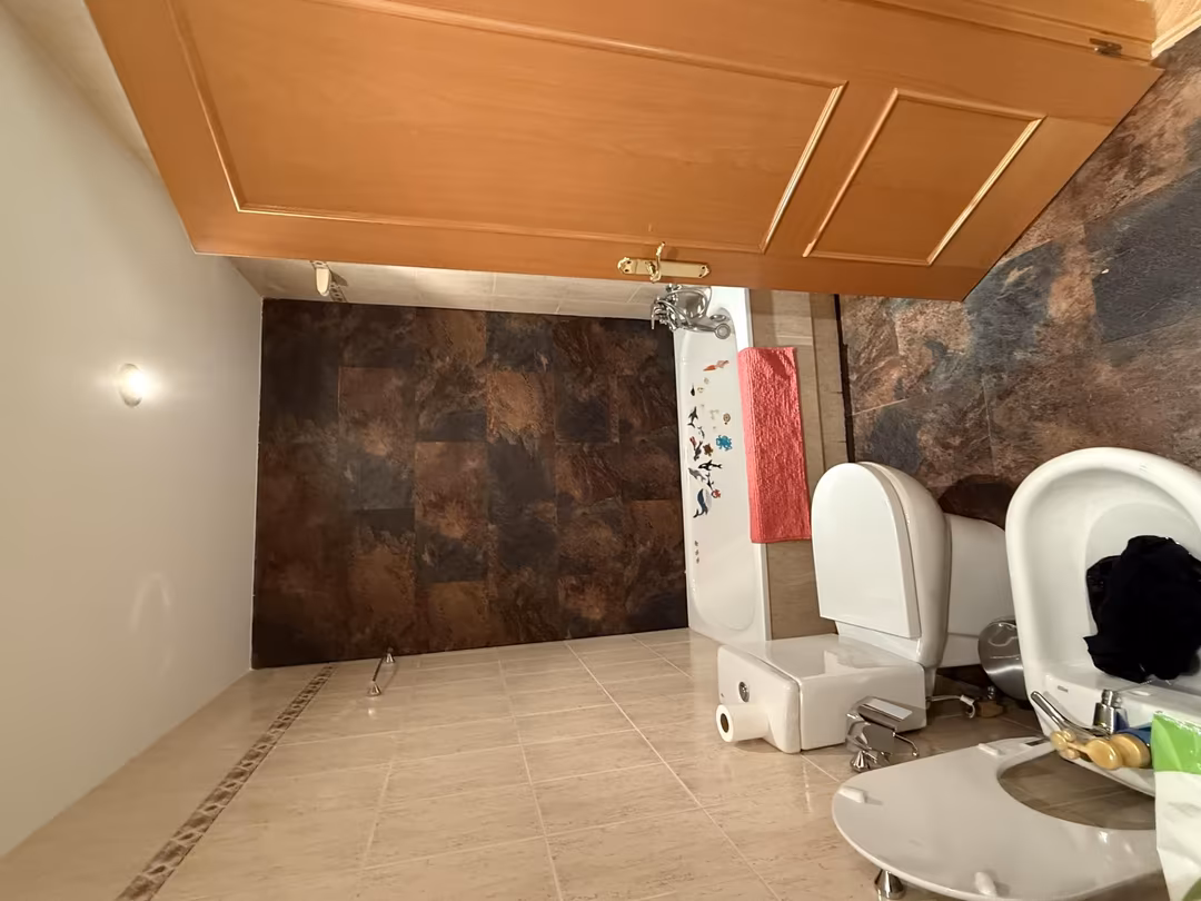 Piso en  Calle de Suecia 83 - Foto 5