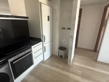 Piso en avenida Cortes Valencianas 26 - Foto 2