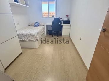 Piso en  Calle Mercedes Llopart 2 - Foto 16