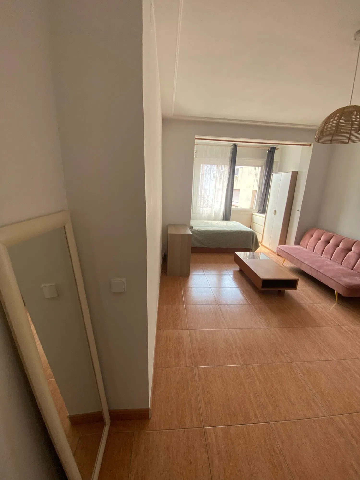 Estudio en Gran Via de les Corts Catalanes, 628 - Foto 2