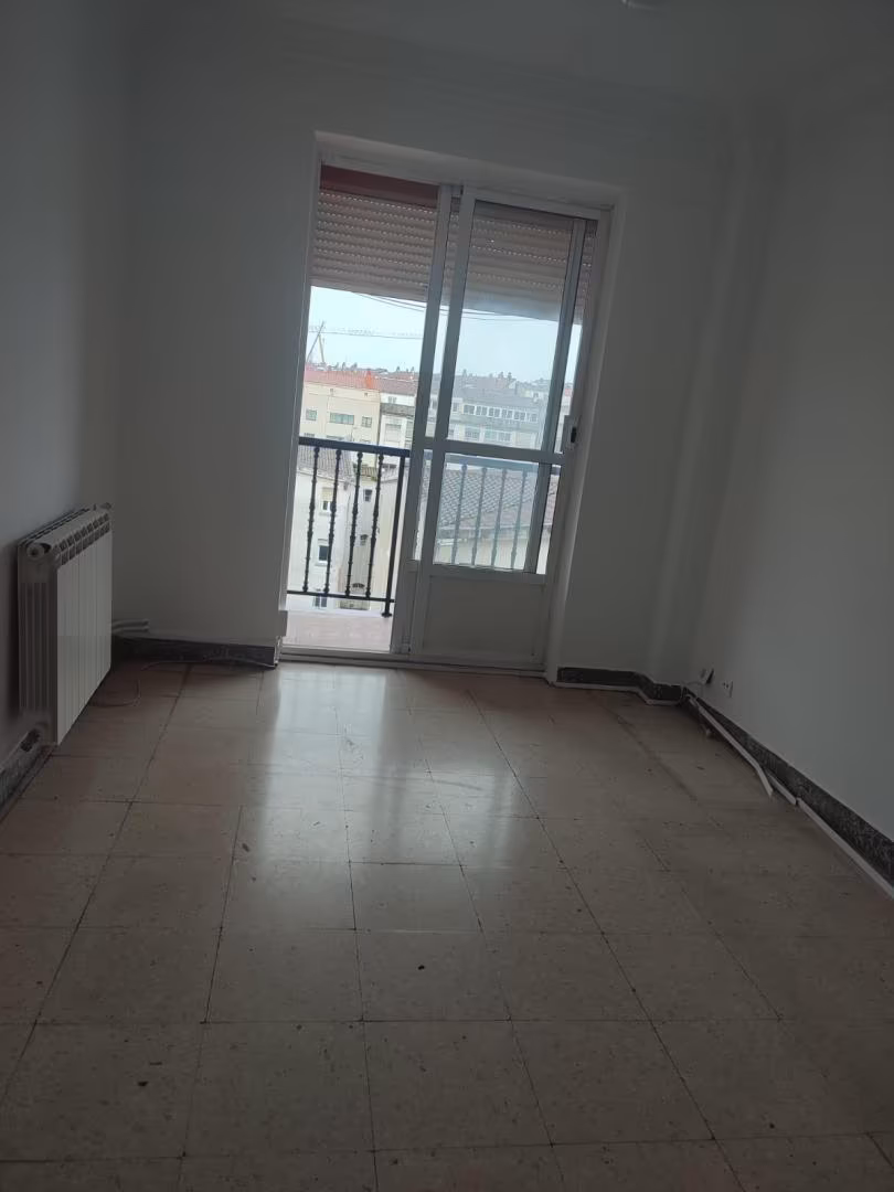 Piso en  Rúa de San Pedro de Mezonzo 26 - Foto 9