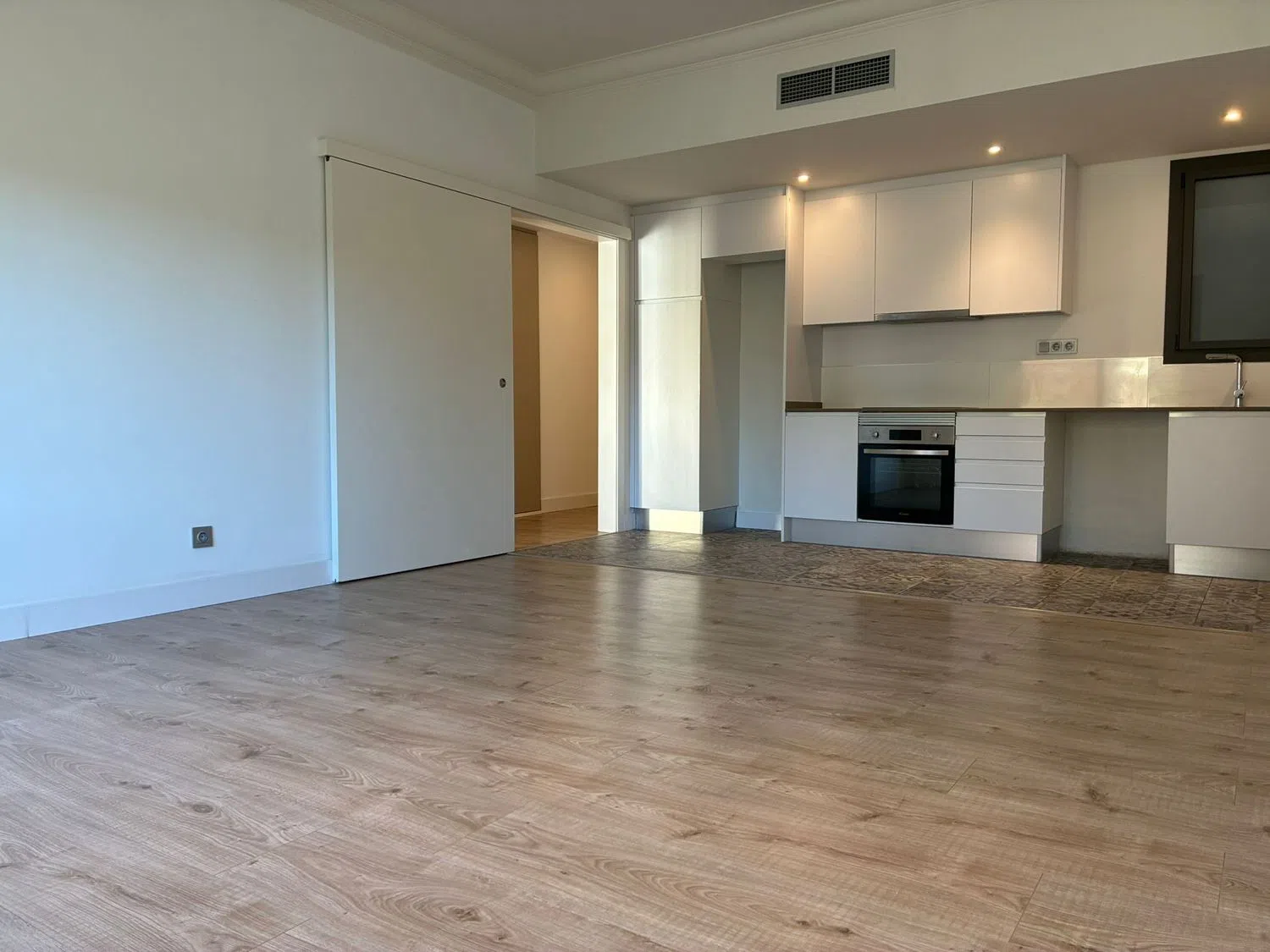 Piso en calle de Vallirana, 79 - Foto 3