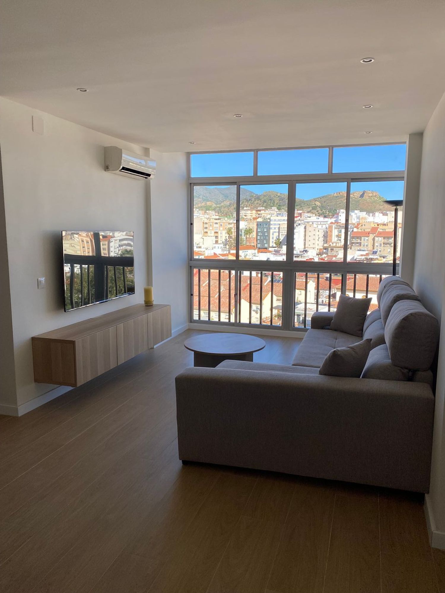 Piso en plaza de Basconia, 2