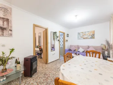 Piso en  Carrer de la Vall de Laguar - Foto 3