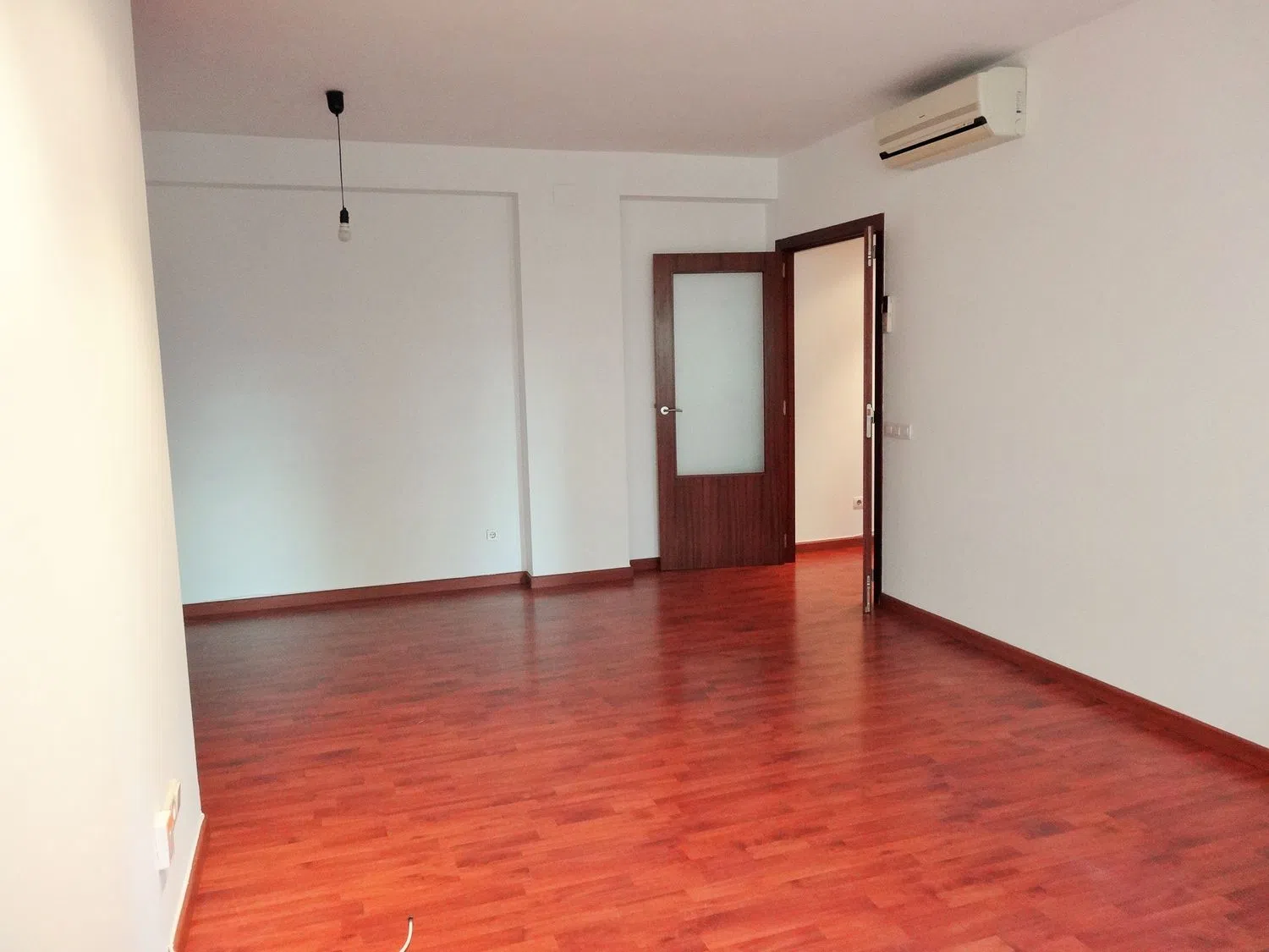 Piso en calle d'Espronceda, 9 - Foto 5