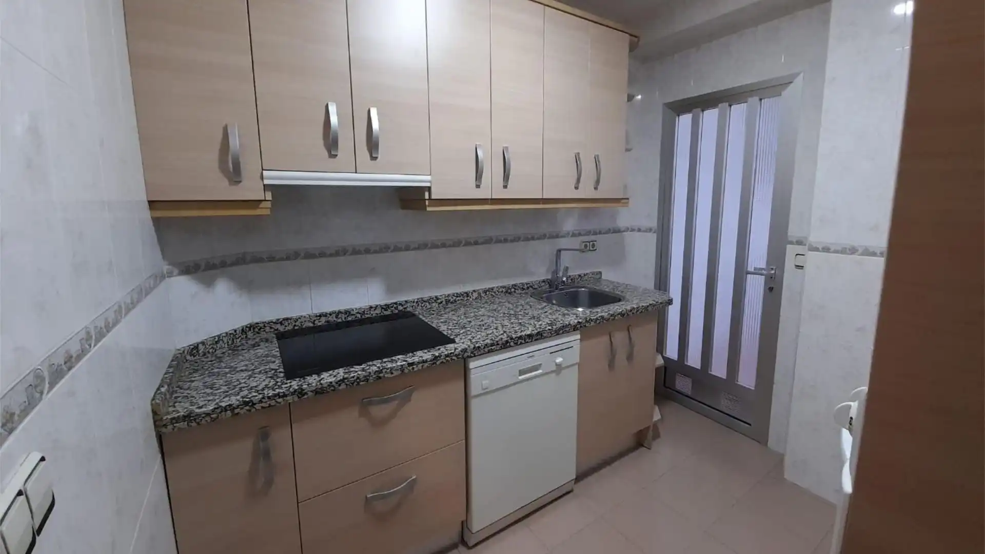 Piso en  Avenida Blas de Otero 15 - Foto 9