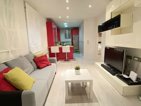 Piso en calle de Juan Bravo, 65