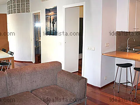 Estudio en calle Industria, 258