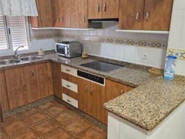 Piso en avenida principal - Foto 2