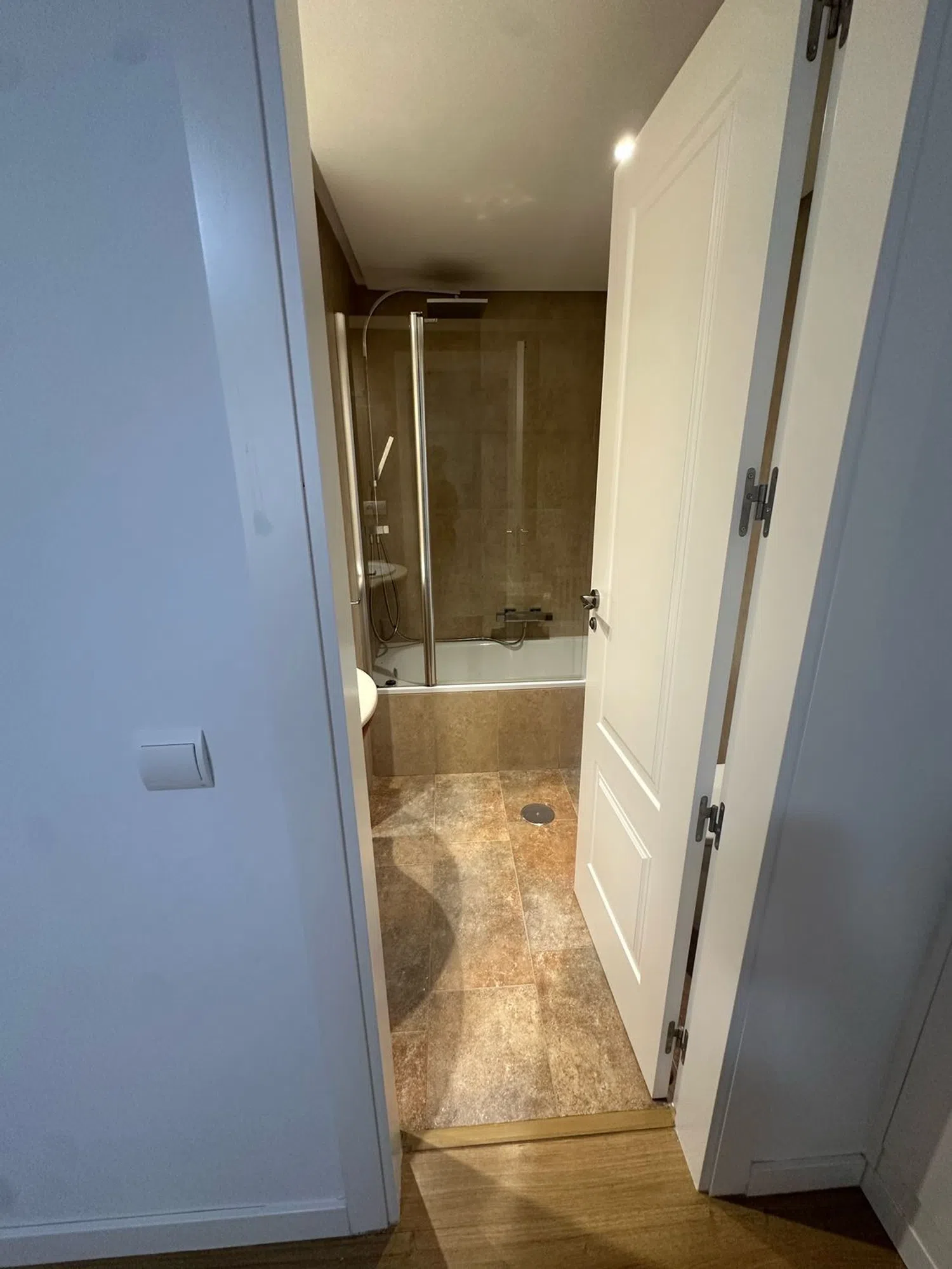 Piso en calle de la Infanta Mercedes, 61 - Foto 26