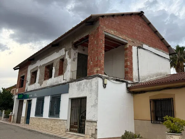 Chalet adosado en Avenida de la Libertad, 9 - Foto 2