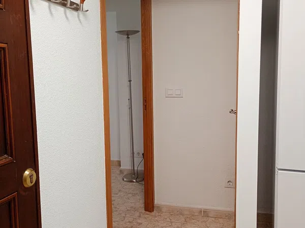 Piso en venta en Avenida de los Almendros, 7 - Foto 3