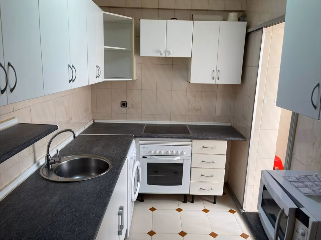 Piso en  Calle de San Asturio Serrano 4 - Foto 13