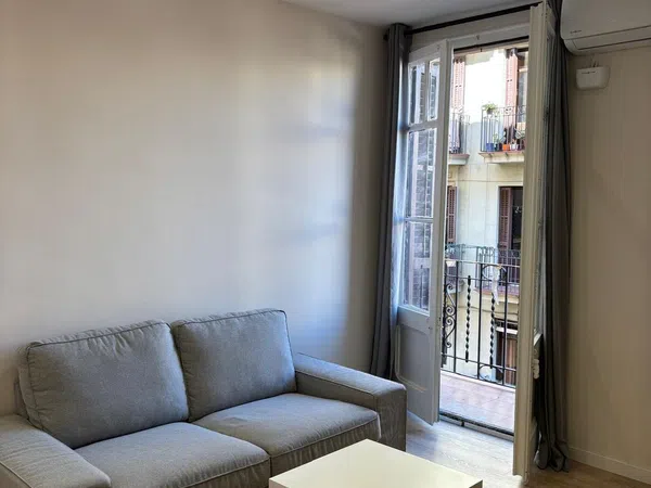 Piso en calle de Blai, 23 - Foto 1